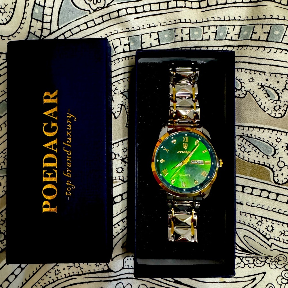 NWOT Poedagar Quartz Watch